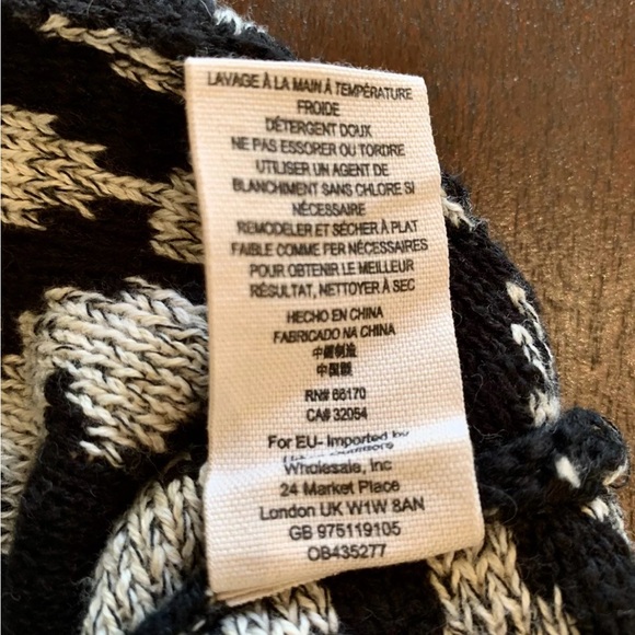 Free People Black Grey Knit Mini Skirt Size XS Wrapped In You Blanket Combo Cute - Picture 8 of 9